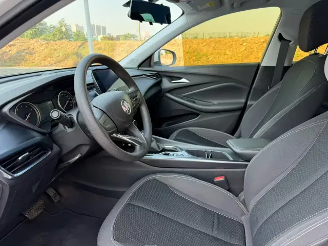 Buick Verano — Фото автомобиля 4