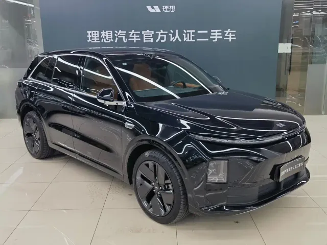 Li Auto L6 — Фото автомобиля 3