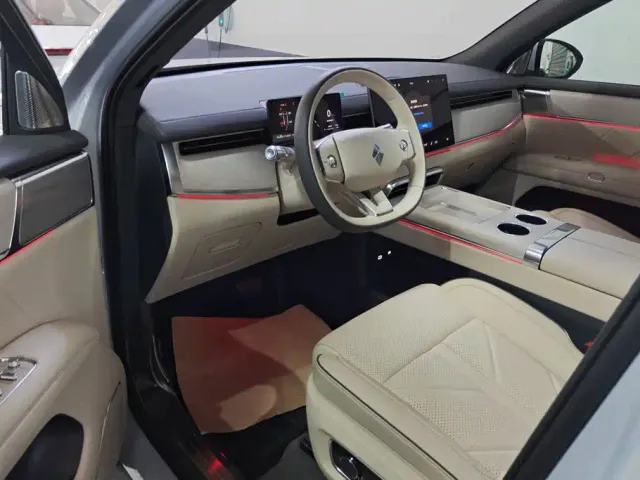 Huajing Baojun S — Фото автомобиля 9