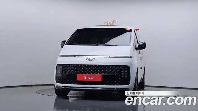 Hyundai Staria — Фото автомобиля 3