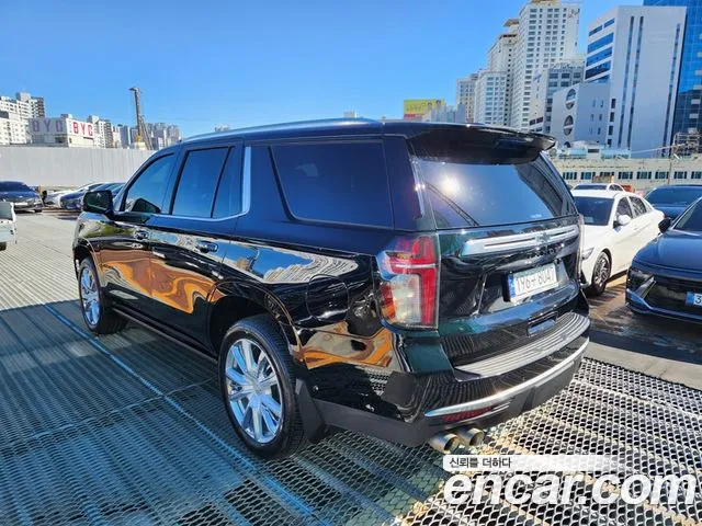 Chevrolet Tahoe — Фото автомобиля 4