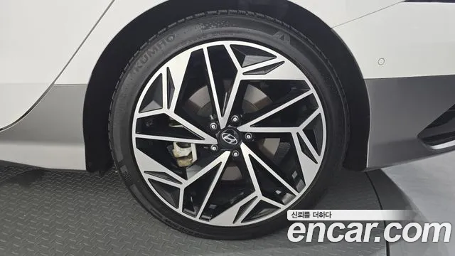 Hyundai Ioniq 6 — Фото автомобиля 6