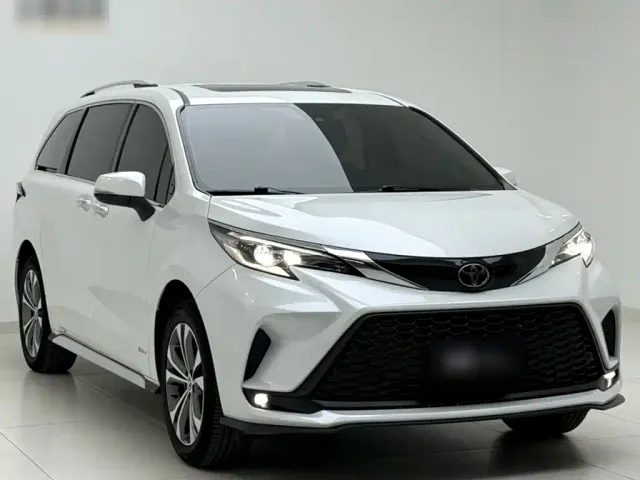 Toyota Granvia — Фото автомобиля 13