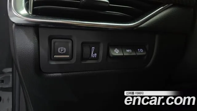 Cadillac XT4 — Фото автомобиля 5