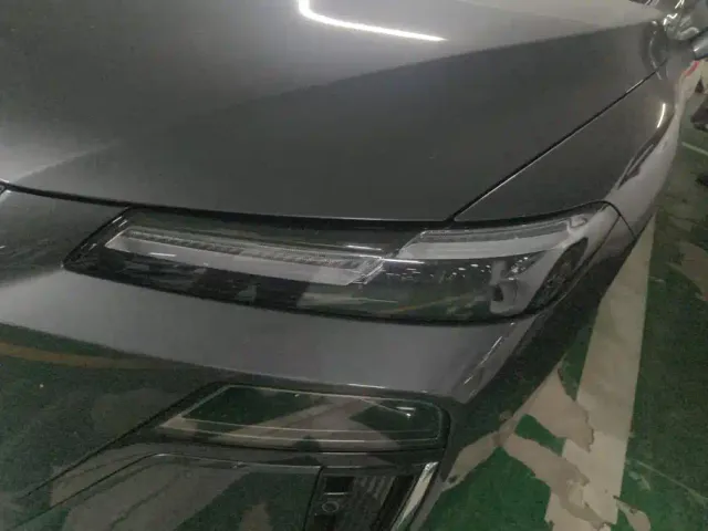 Roewe M7 DMH — Фото автомобиля 5