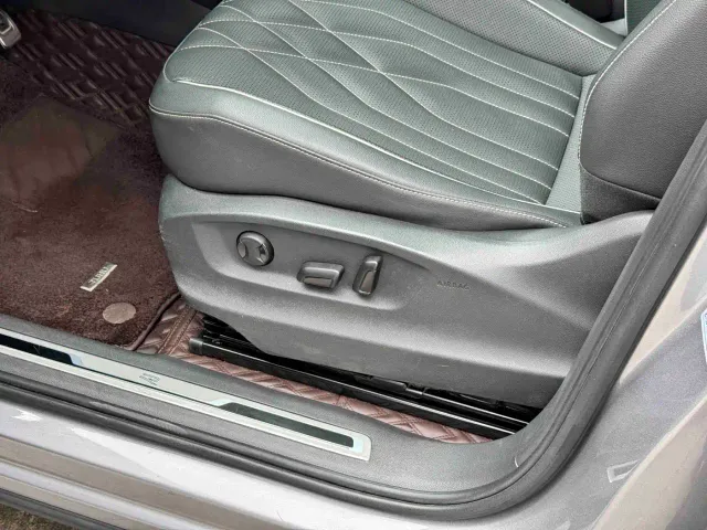 Volkswagen Tiguan L — Фото автомобиля 10