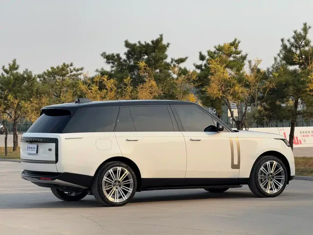 Land Rover Range Rover — Фото автомобиля 29