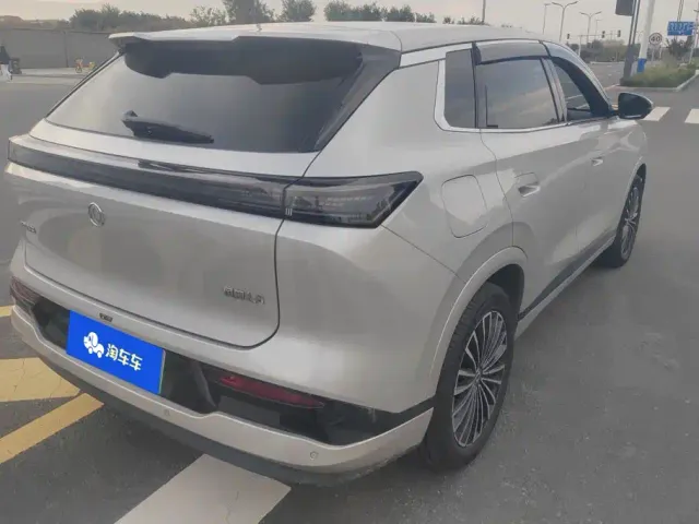 Dongfeng Aeolus L8 — Фото автомобиля 3