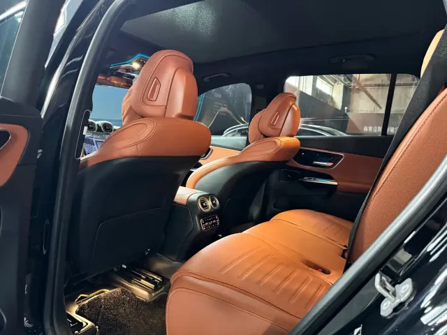 Mercedes-Benz GLC-Class — Фото автомобиля 16