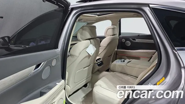 Genesis G80 Бензин 2.5 турбо AWD — Фото автомобиля 9