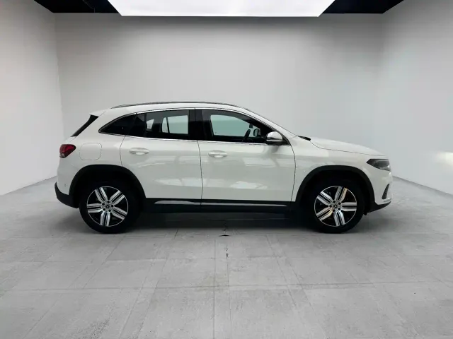 Mercedes-Benz EQA — Фото автомобиля 19