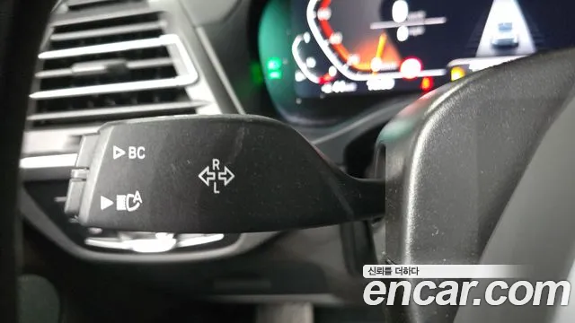 BMW X4 xDrive20i M Sport Pro Special Edition — Фото автомобиля 28