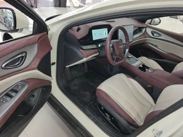 BYD Seal 07 DM-i — Фото автомобиля 15