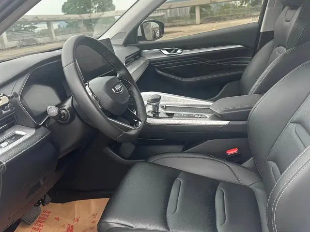 Geely Xingrui — Фото автомобиля 5