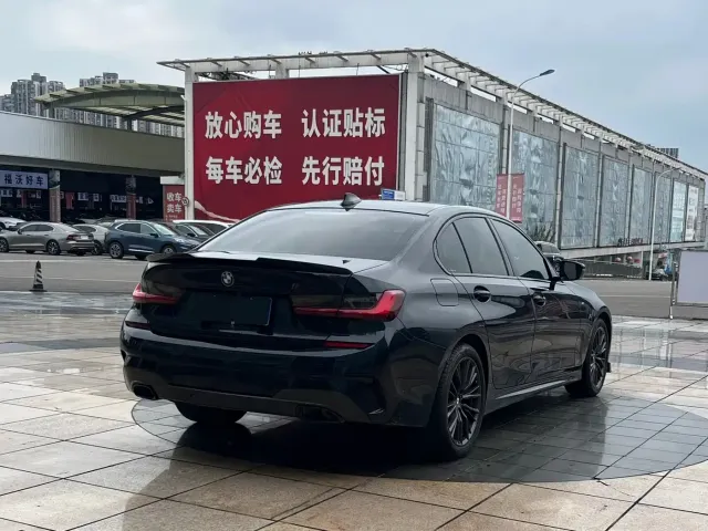 BMW 3 Series — Фото автомобиля 13