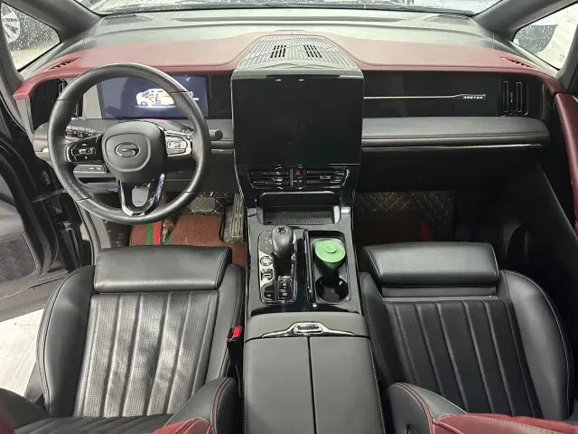 GAC Trumpchi M8 — Фото автомобиля 10