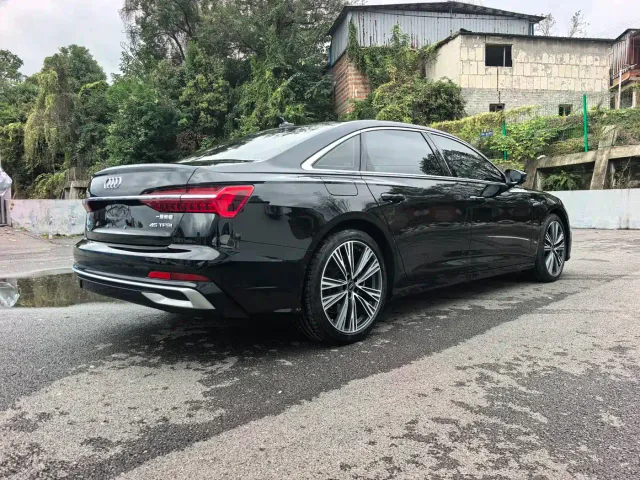 Audi A6L — Фото автомобиля 13