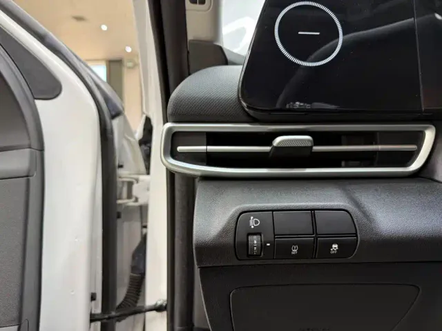 Hyundai Elantra — Фото автомобиля 9