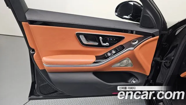 Mercedes-Benz S-Class S-класс W223 — Фото автомобиля 24