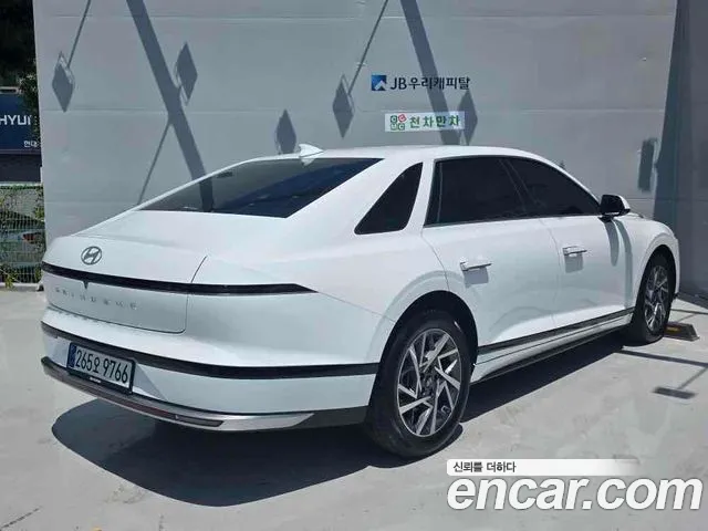 Hyundai Grandeur GN7 — Фото автомобиля 7