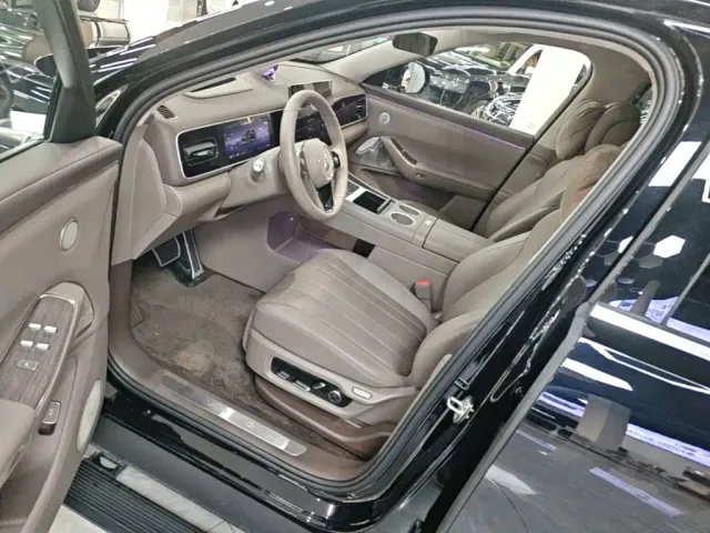 AITO Wenjie AITO M7 2026 Extended Range Ultra AWD 5-Seater — Фото автомобиля 15