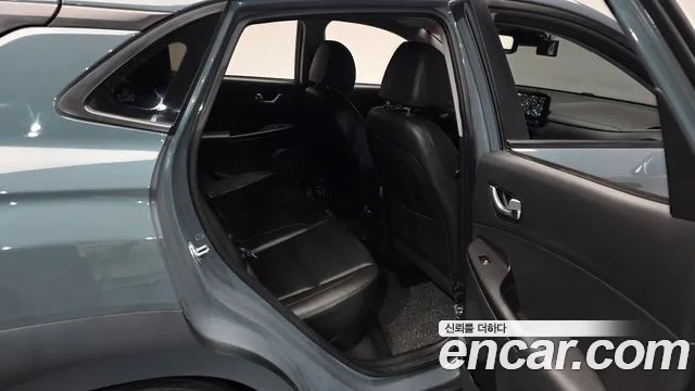 Hyundai Kona — Фото автомобиля 18