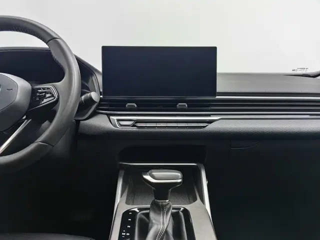 Geely Emgrand — Фото автомобиля 12