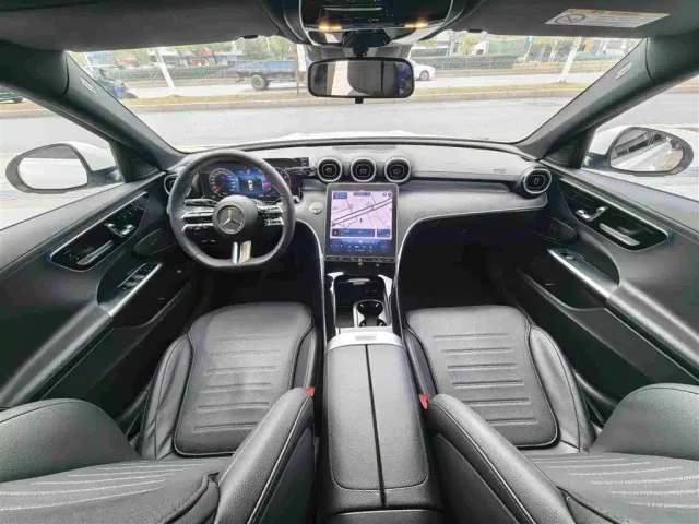 Mercedes-Benz C-Class — Фото автомобиля 5