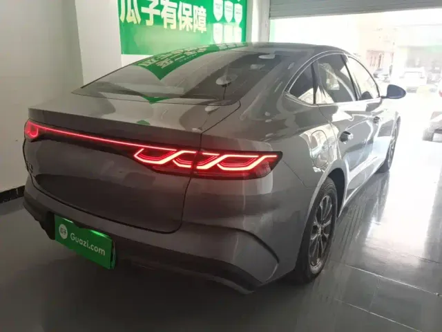 BYD Qin L — Фото автомобиля 6