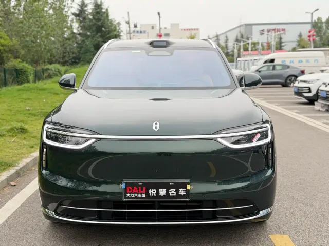 Aito M7 — Фото автомобиля 2