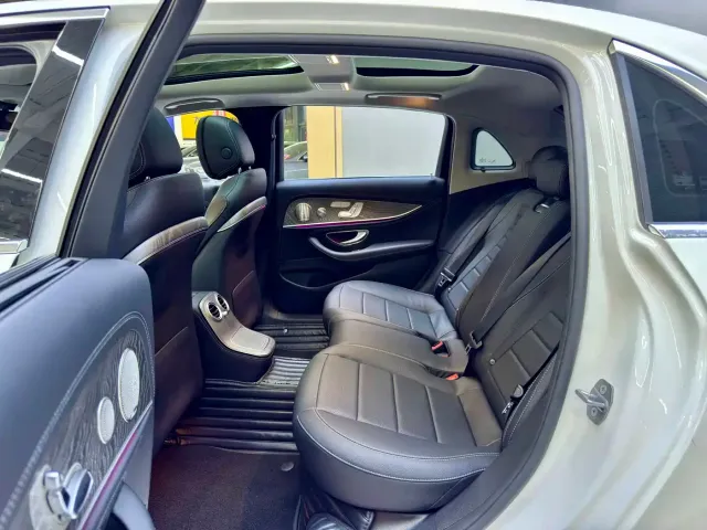 Mercedes-Benz Mercedes-Benz E-Class 2023 E 300 L Sport Luxury — Фото автомобиля 5