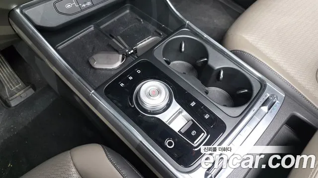 Kia Canival Новый Carnival 4 поколение HEV 9 мест Signature — Фото автомобиля 5