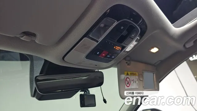 Hyundai Tucson Tucson (NX4) Дизель 2.0 2WD — Фото автомобиля 28