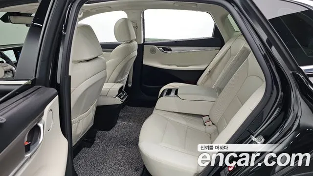 Hyundai Grandeur (New) Hybrid — Фото автомобиля 16