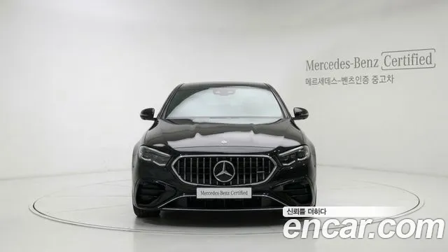 Mercedes-Benz E-Class — Фото автомобиля 3
