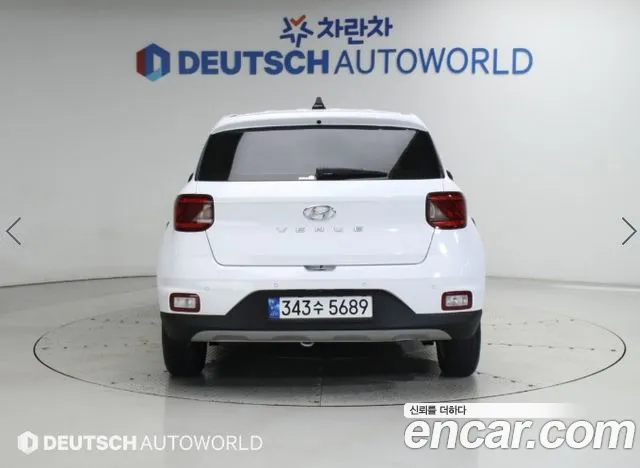 Hyundai Venue — Фото автомобиля 4