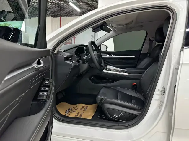 Geely Xingrui — Фото автомобиля 5
