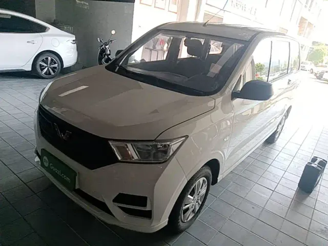 Фотография автомобиля — Wuling Hongguang