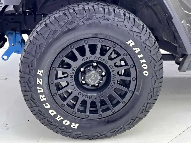 Jeep Wrangler 4xe — Фото автомобиля 11