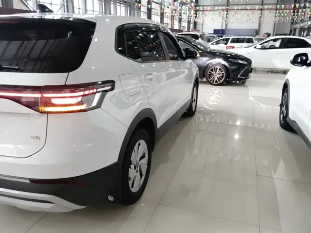 Volkswagen Tharu — Фото автомобиля 7
