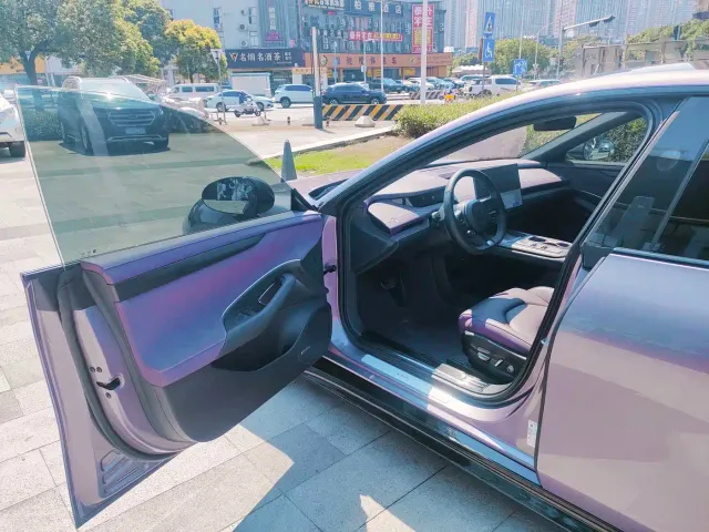 Xiaomi SU7 — Фото автомобиля 13