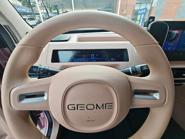 Geely Panda — Фото автомобиля 4