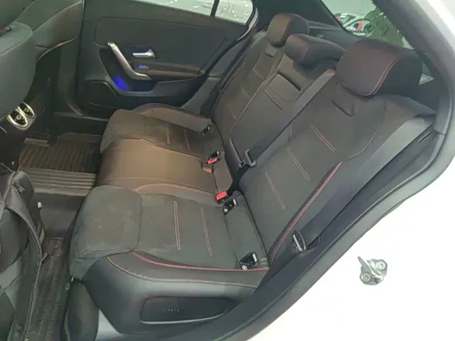 Mercedes-Benz A-Class — Фото автомобиля 16