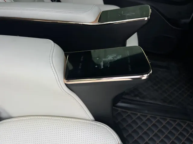 GAC Trumpchi M8 — Фото автомобиля 19