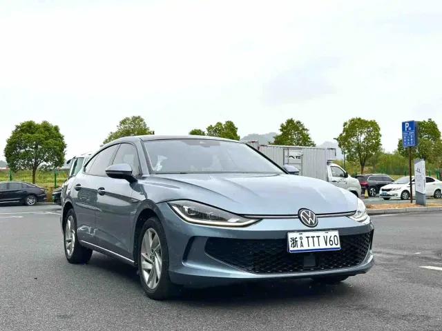 Volkswagen Lamando — Фото автомобиля 3