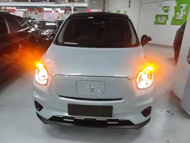 Leapmotor T03 — Фото автомобиля 2