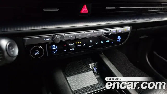 Hyundai Ioniq 6 — Фото автомобиля 25