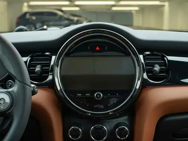 MINI MINI 2023 Facelift 2.0T COOPER S Artist — Фото автомобиля 18