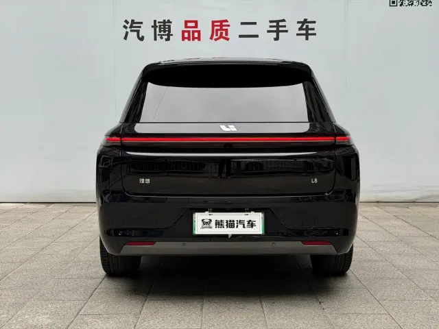 Li Auto L8 — Фото автомобиля 6