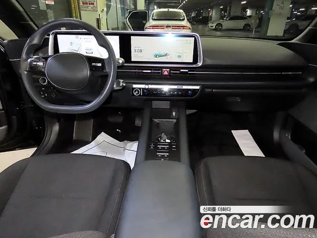 Hyundai Ioniq 6 — Фото автомобиля 10